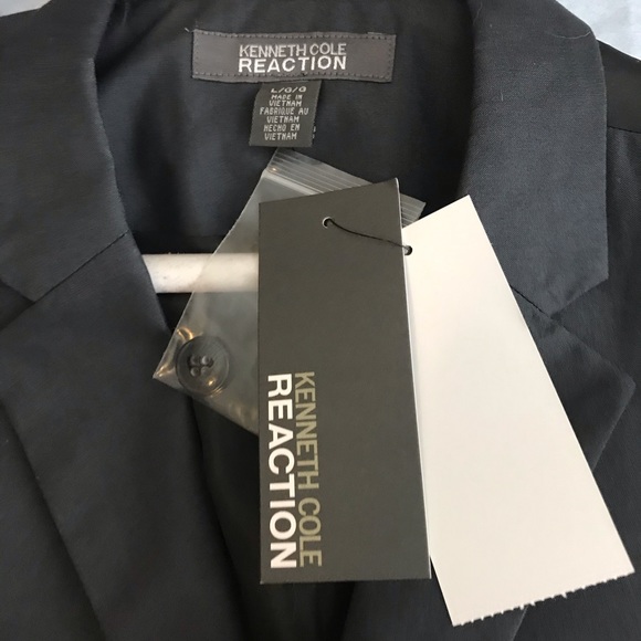 Kenneth Cole Blazer and vest. Large. Runs small. - Picture 5 of 6